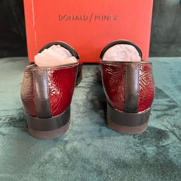 DONALD PLINER Crinkle Patent Leather Loafer Shoes (NWOT) - Picture 11 of 11